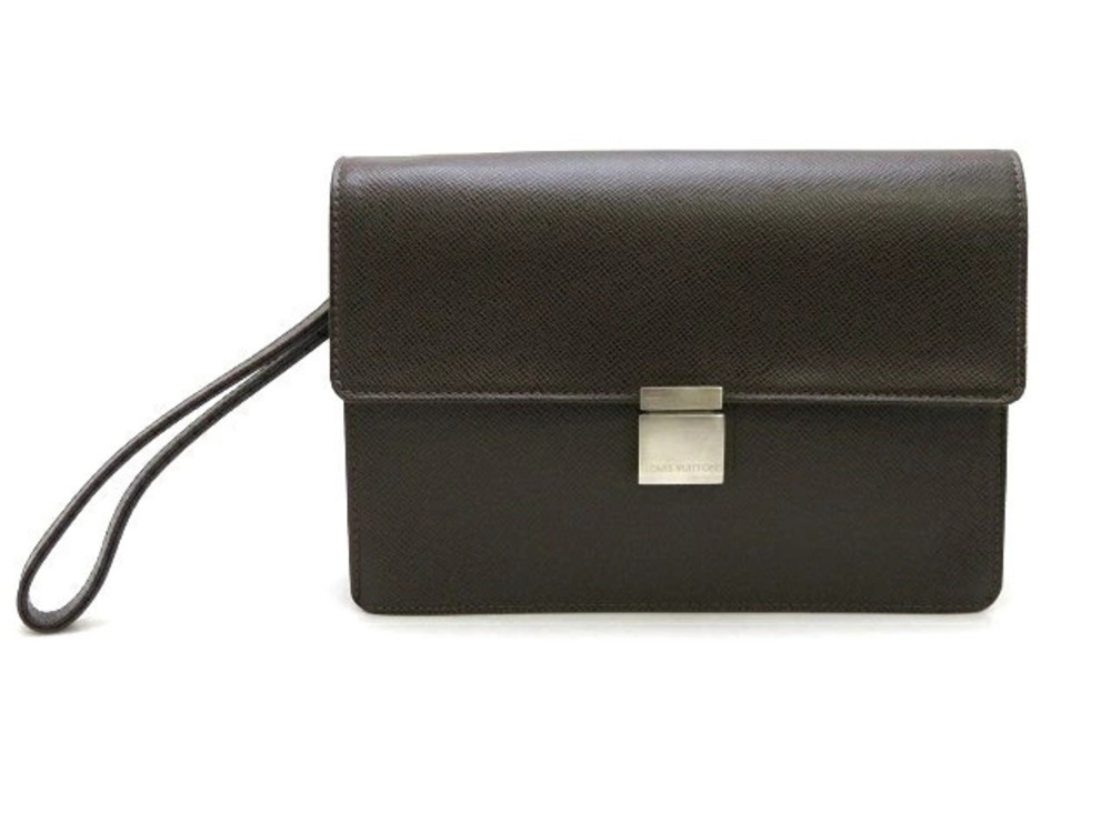 LOUIS VUITTON Selenga Shoulder Bag Taiga Leather Grizzly